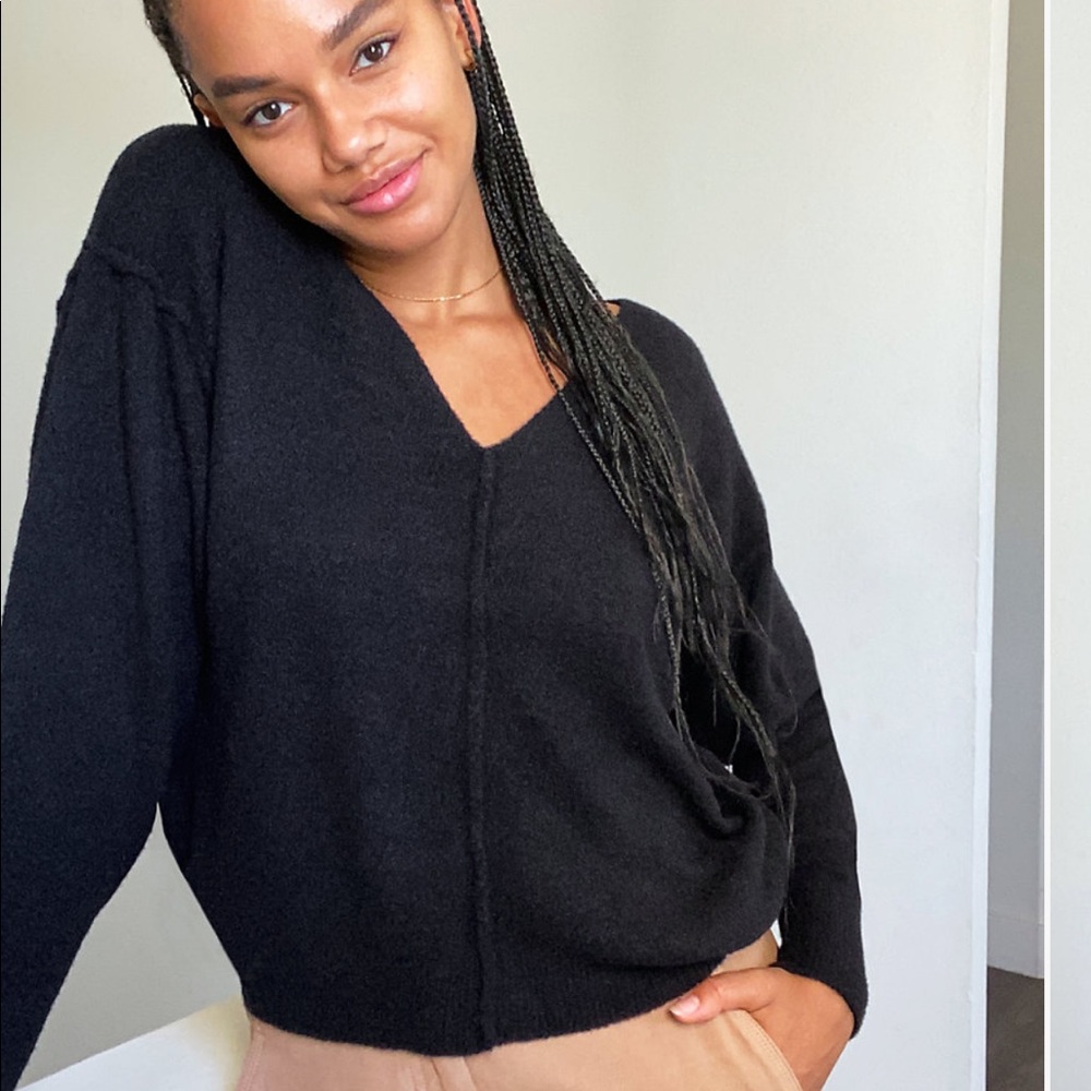 Wilfred Relax V-Neck Sweater NWT